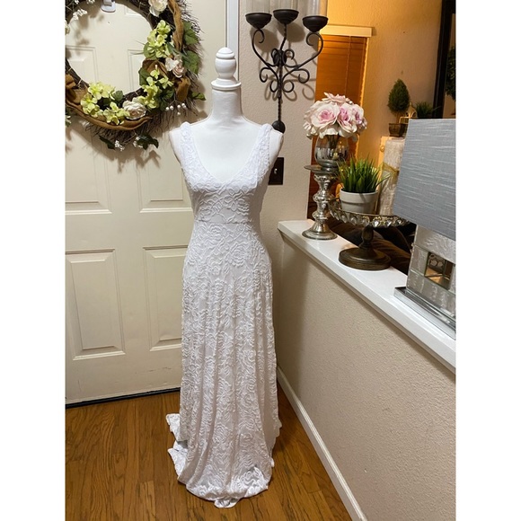 NWT Show Me Your MuMu Wedding Jenn Maxi Dress 🌺 - Picture 5 of 16